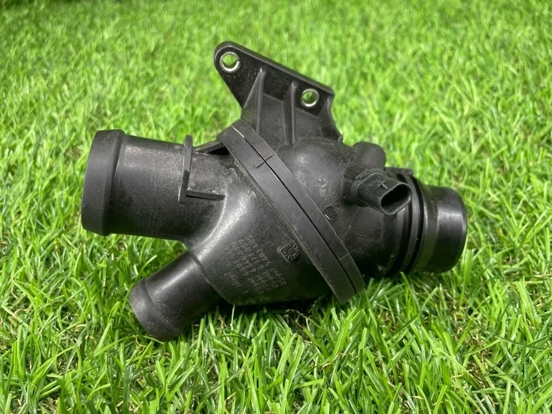 Термостат BMW 5 2011 11537633477 F10 N20B20