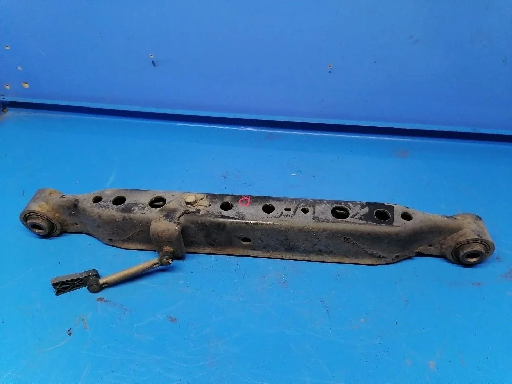 Рычаг задний правый Nissan X-Trail III (2013—2019) 55110JE20B