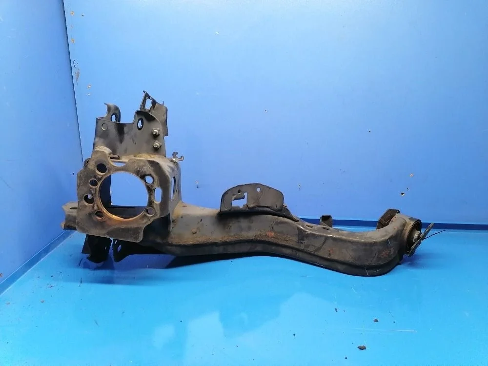 Рычаг задний продольный правый Nissan X-Trail III (2013—2019) 555014CL0C