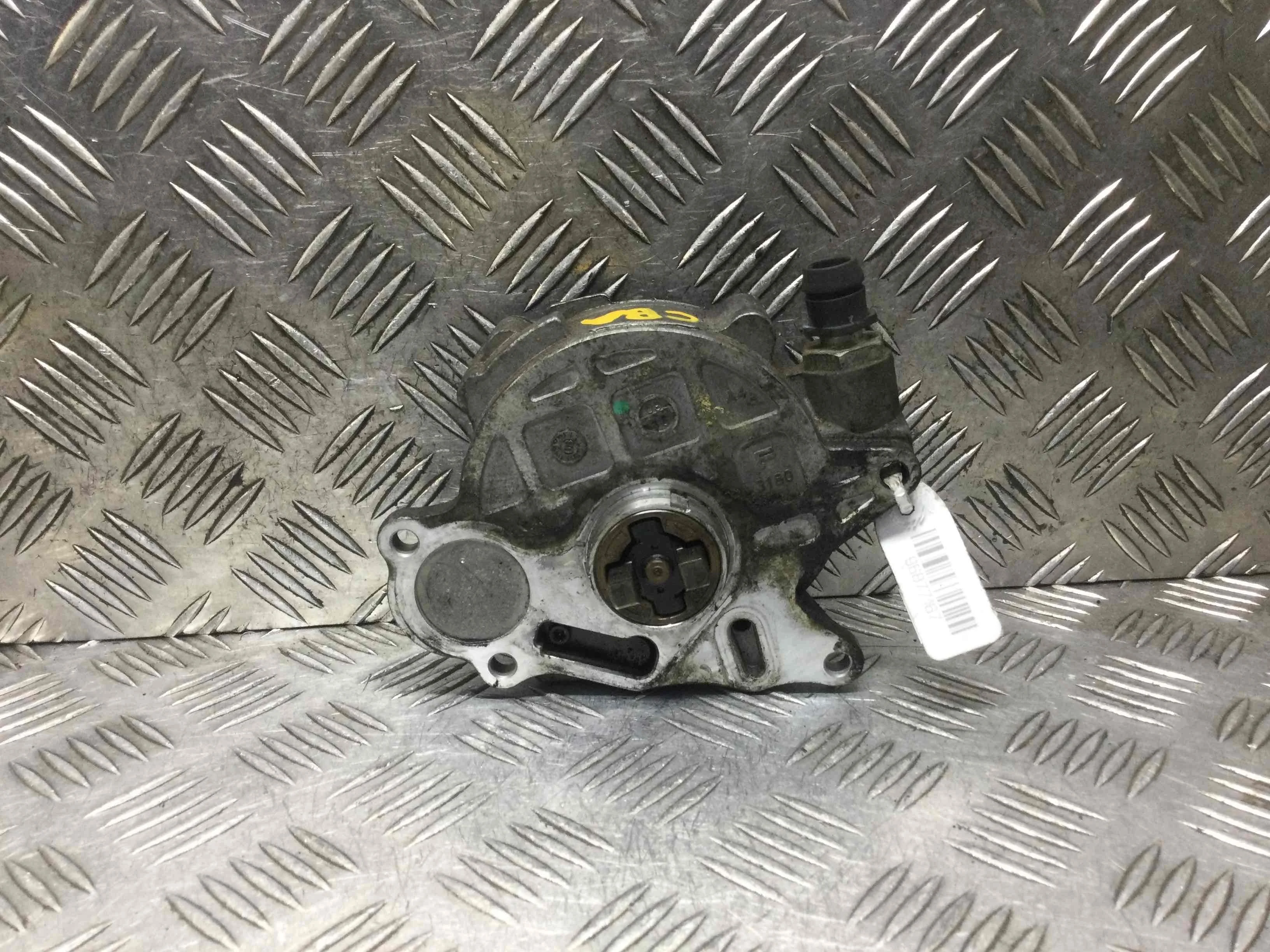 Насос вакуумный Volkswagen Golf 5 поколение (2004-2009) дизель 2.0 TDI DSG Х/б
