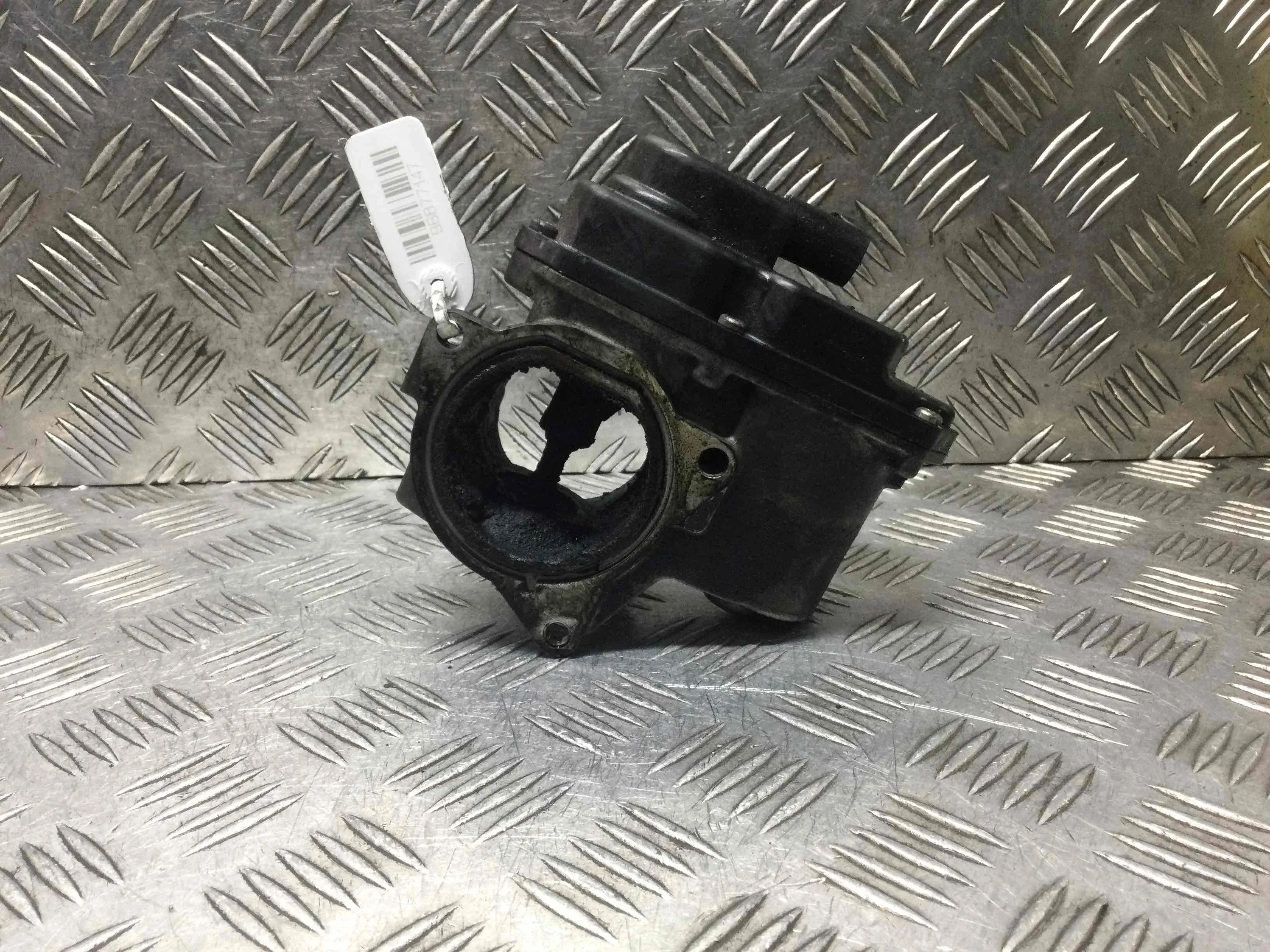 Клапан EGR Volkswagen Golf 5 поколение (2004-2009) дизель 2.0 TDI DSG Х/б