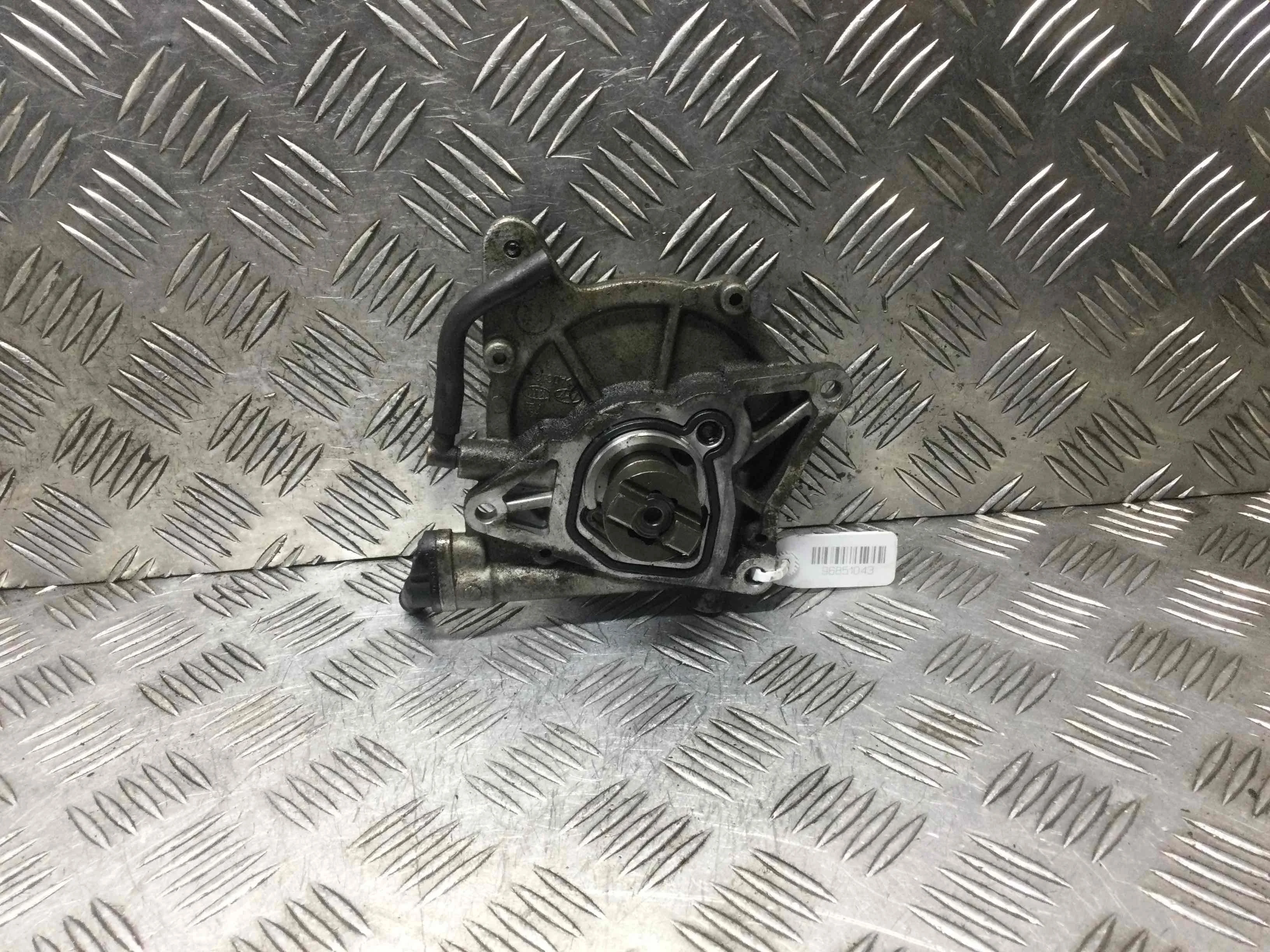 Насос вакуумный Hyundai Santa Fe 1 поколение [рестайлинг] (2004-2012) дизель 2.2 CRDi Механика