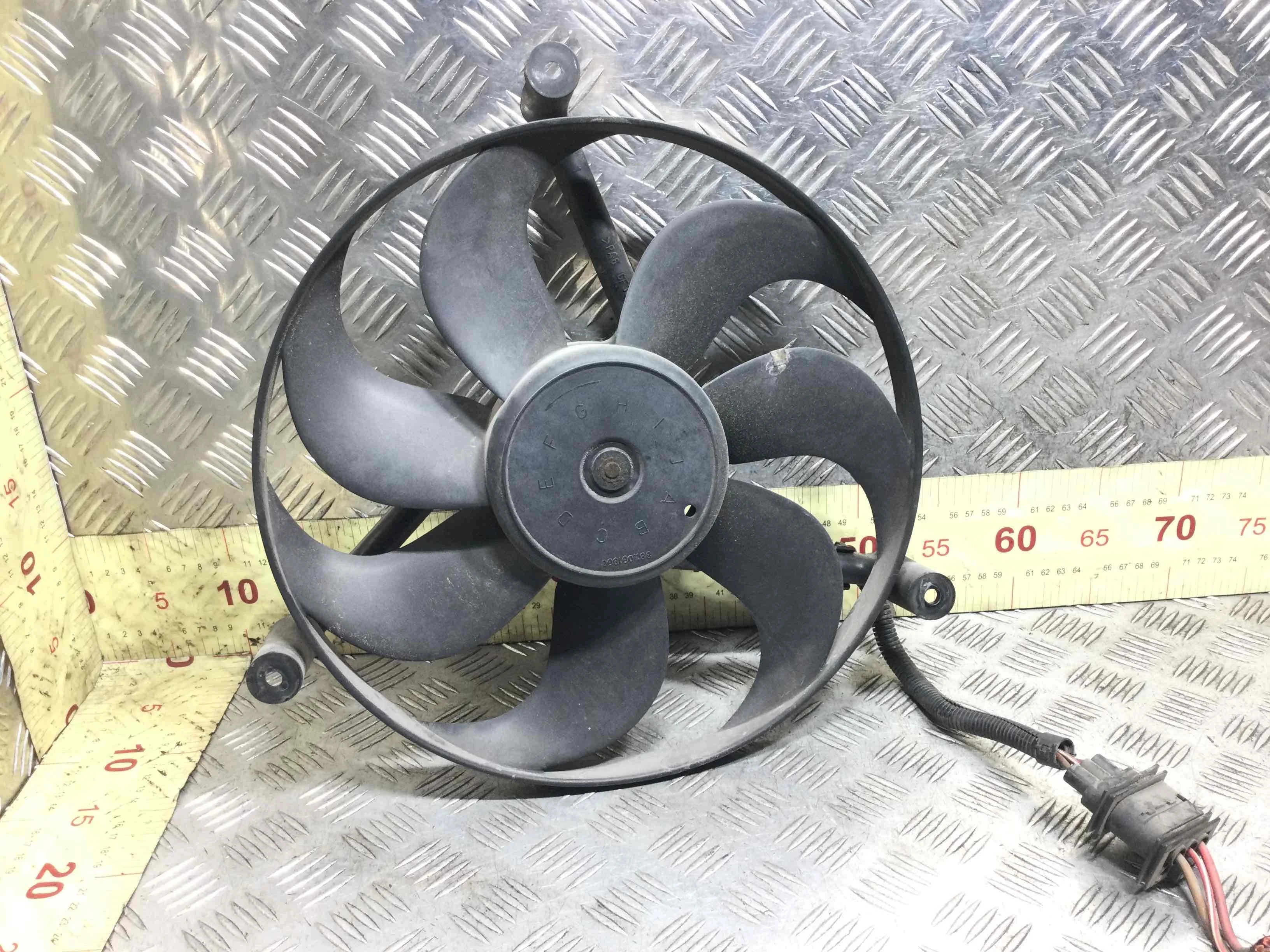 Вентилятор радиатора Audi A3 8L (1996-2000) бензин 1.6 i Механика Х/б