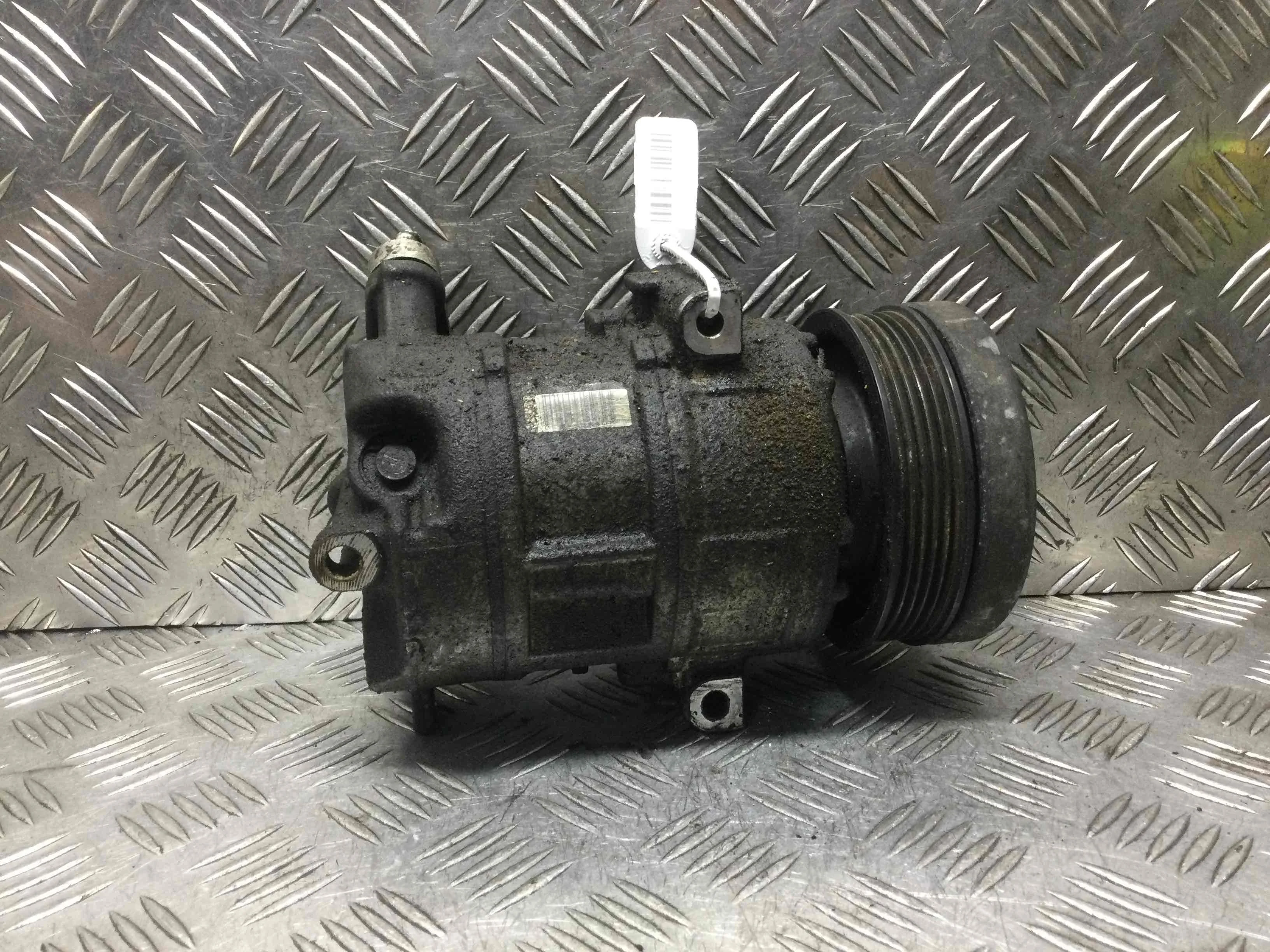 Компрессор кондиционера Opel Corsa C [рестайлинг] (2003-2006) бензин 1.2 i Робот