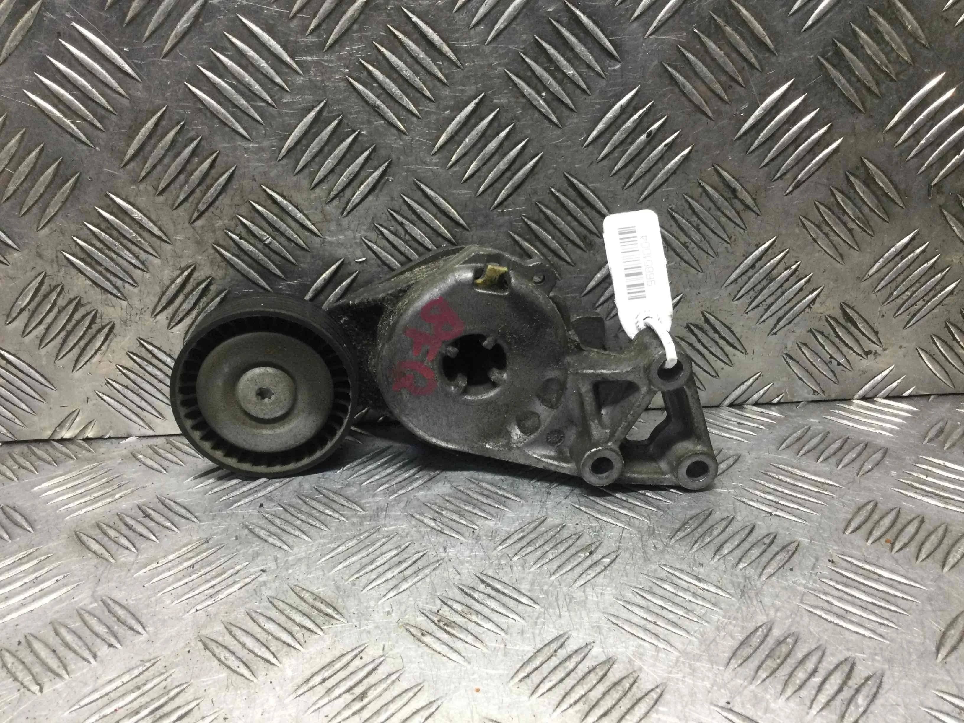 Натяжитель ремня генератора Skoda Octavia Tour (1996-2000) бензин 1.6 i Механика Универсал