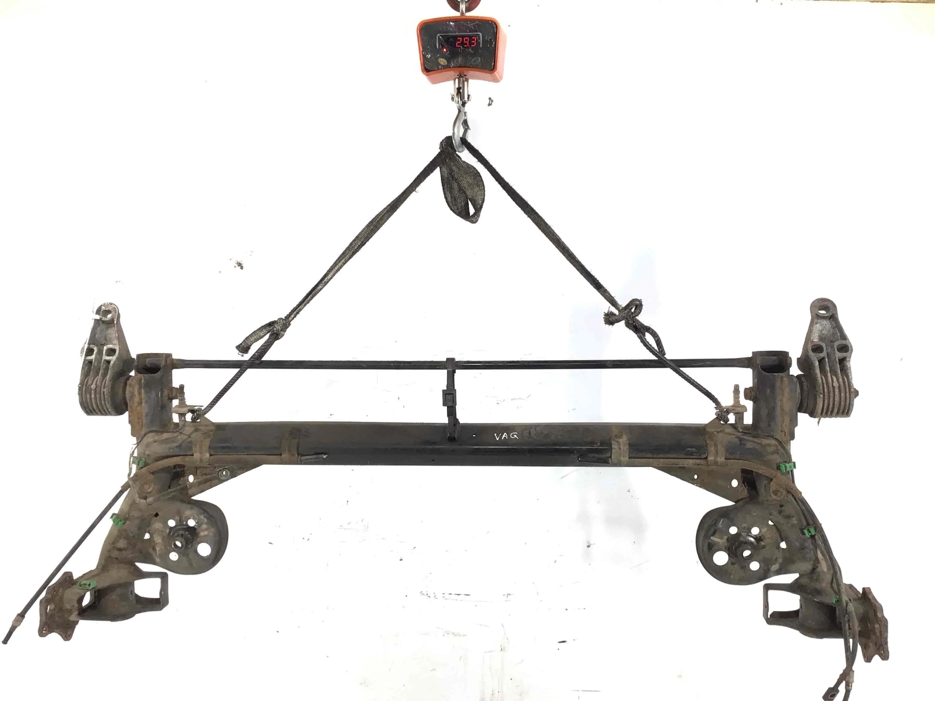 Балка подвески задняя Volkswagen Passat B5 (1996-2000) дизель 1.9  Механика Универсал