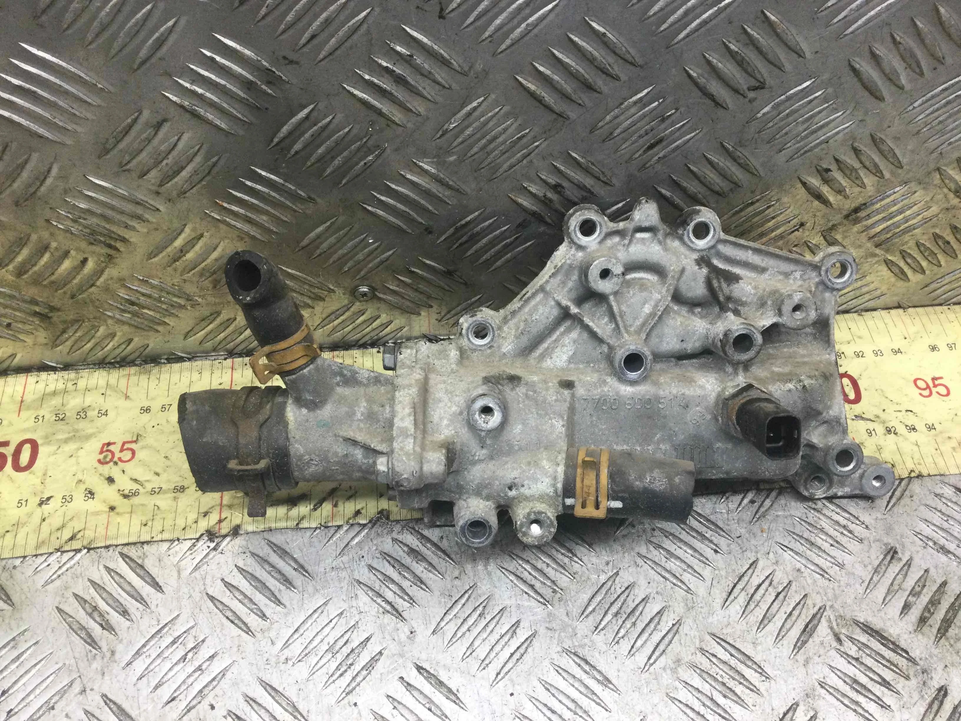 Корпус термостата Renault Scenic 1 поколение [рестайлинг] (1999-2003) бензин 1.8 i Механика Минивэн