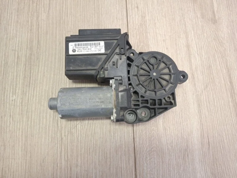 Моторчик стеклоподъемника VW Transporter T5 2003-2015 7H