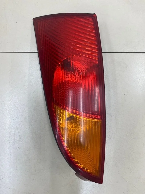 Фонарь задний левый Ford Focus 1 ХЭТЧБЕК EYDK 1.8