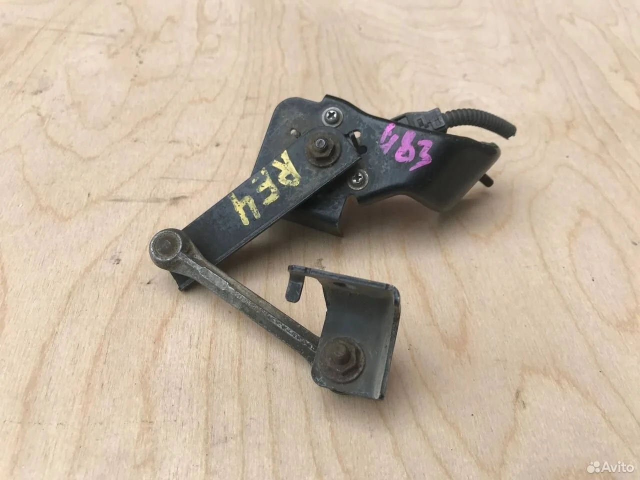 Датчик положения кузова honda cr-v 3 re3 задний