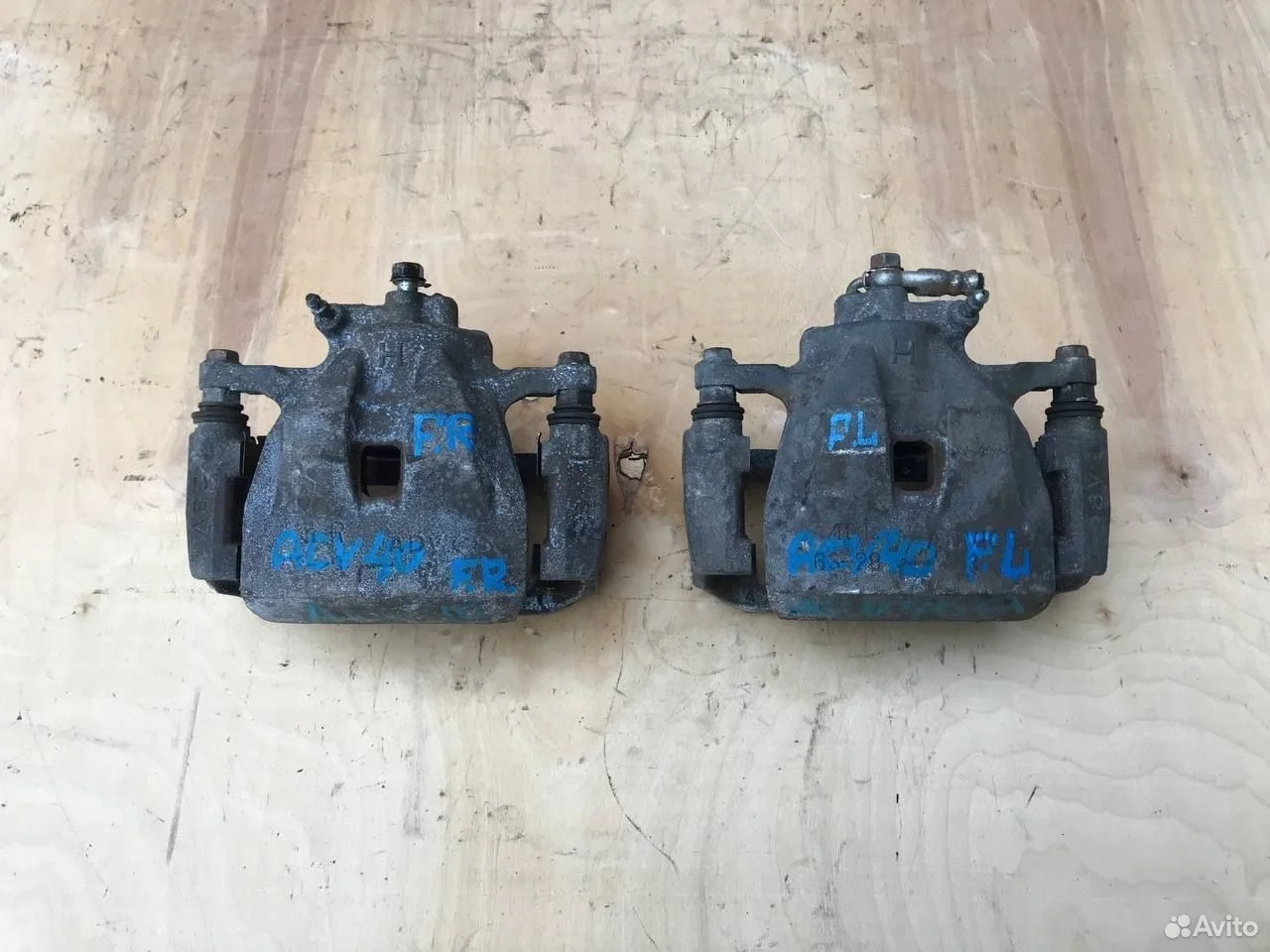 Суппорт передний toyota camry 40 acv40