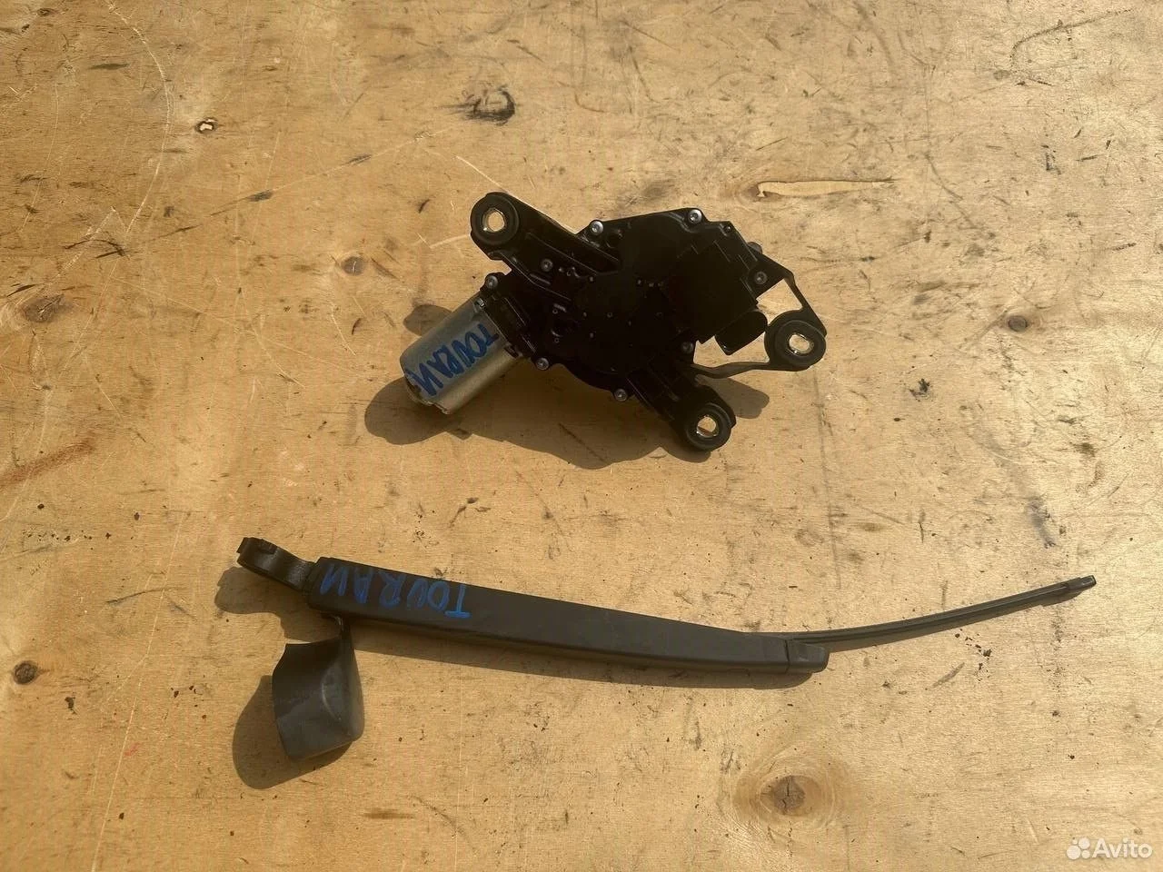 Моторчик щетка заднего дворника volkswagen touran