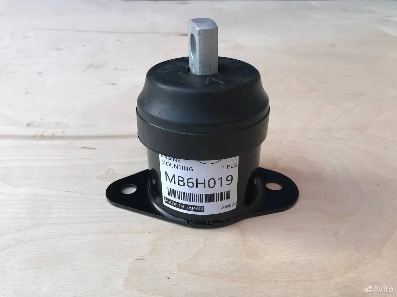 Подушка двигателя правая honda accord 7 cl9