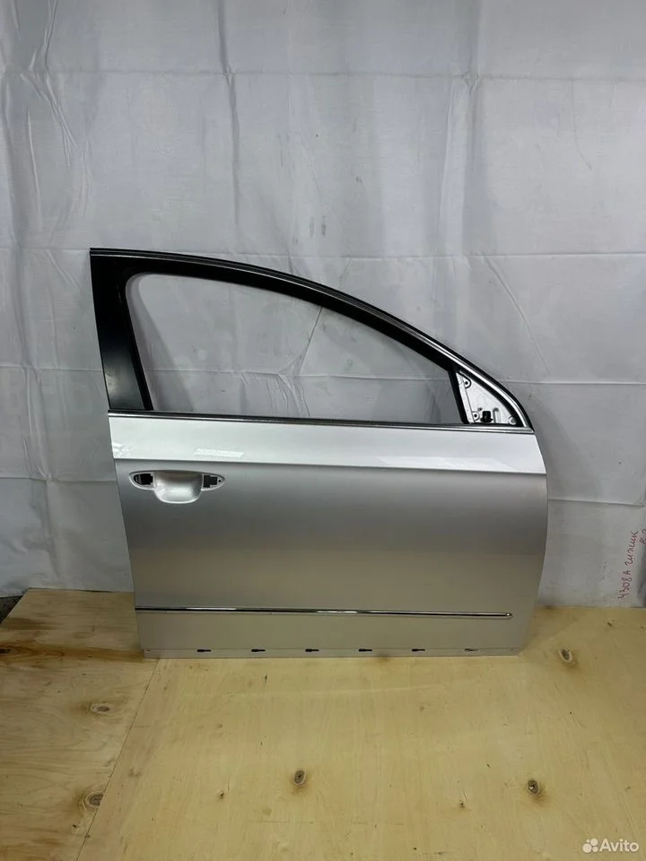 Дверь передняя правая volkswagen passat b6