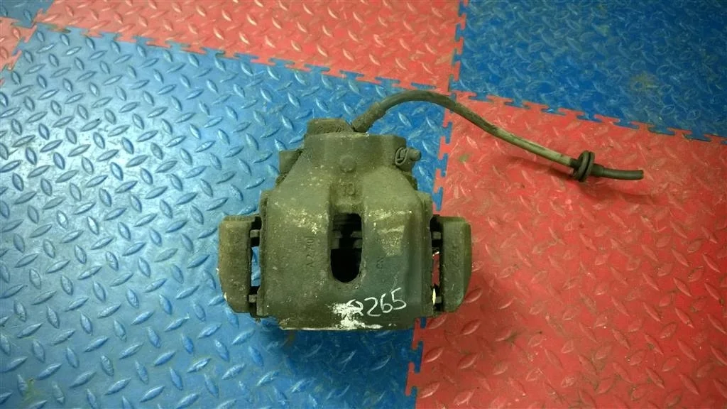 суппорт BMW X5 E53  M54B30 231 лс 3.0i