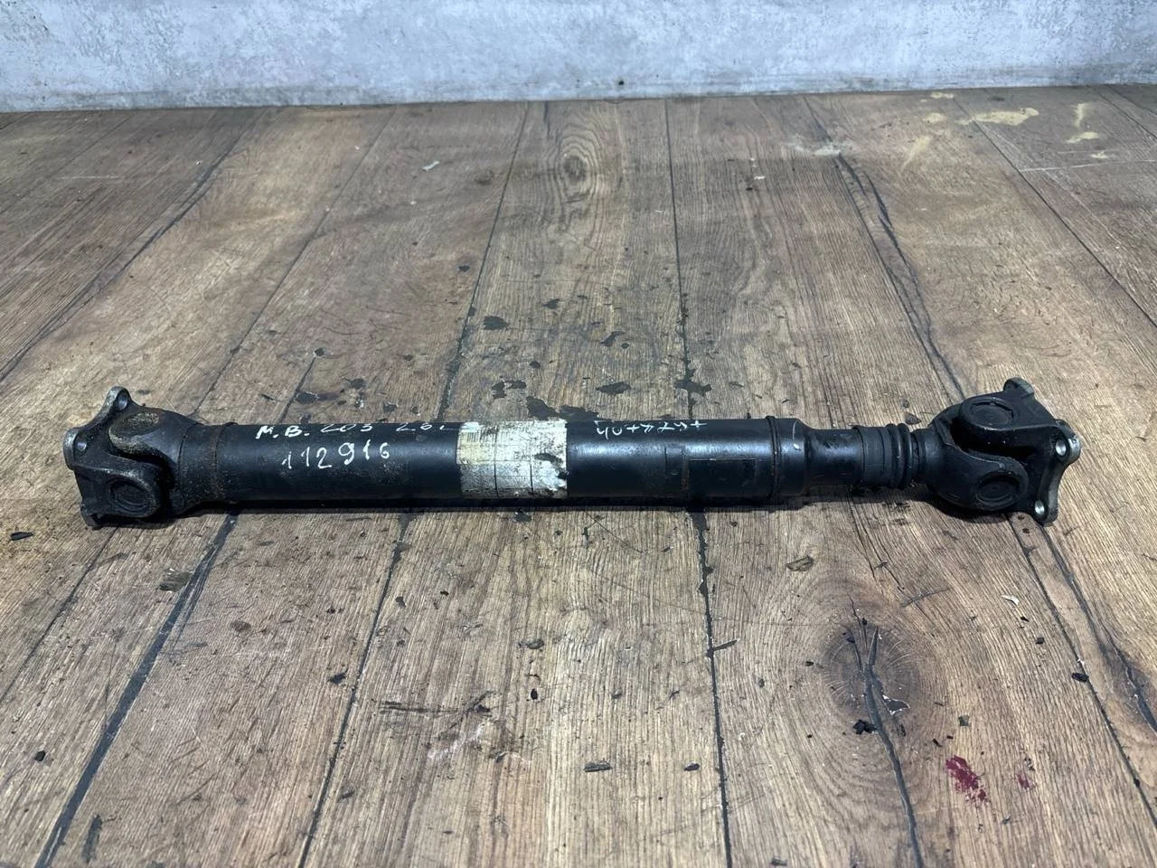 карданный вал передний Mercedes-Benz C W203/S203/CL203  2008