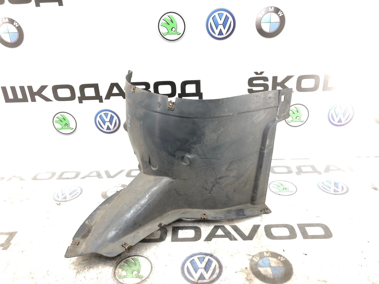 Локер Skoda Octavia 2011 1Z0809954 A5 (1Z) 1.6 BSE, передний правый