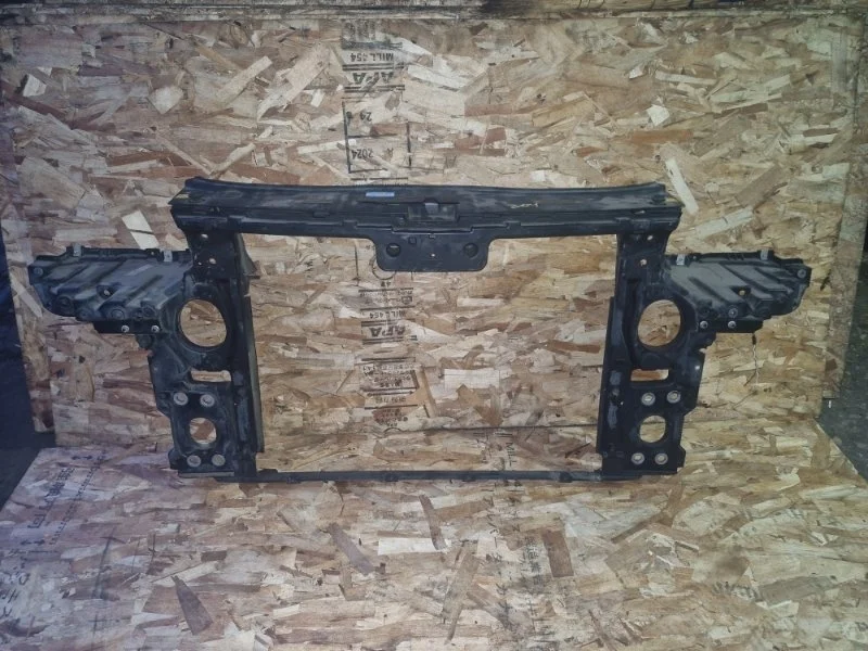 Панель передняя Volkswagen Touareg 2009 7LA