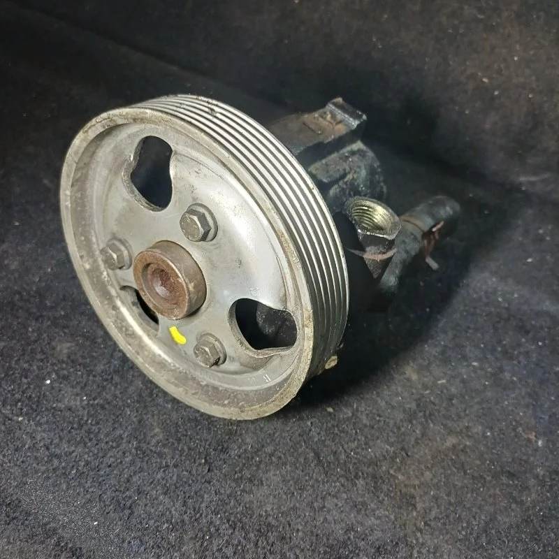 Насос гидроусилителя руля Renault Logan