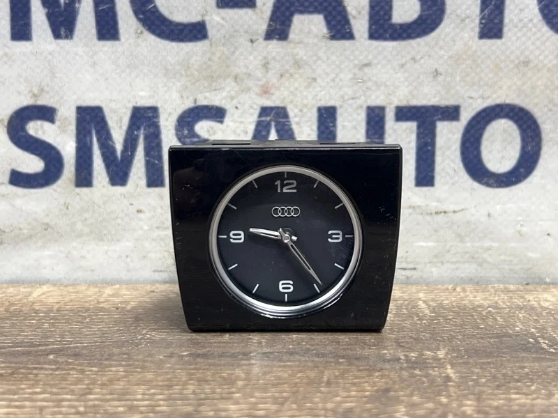 Часы Audi A8 2013 4H0919204G D4 3.0 CRE