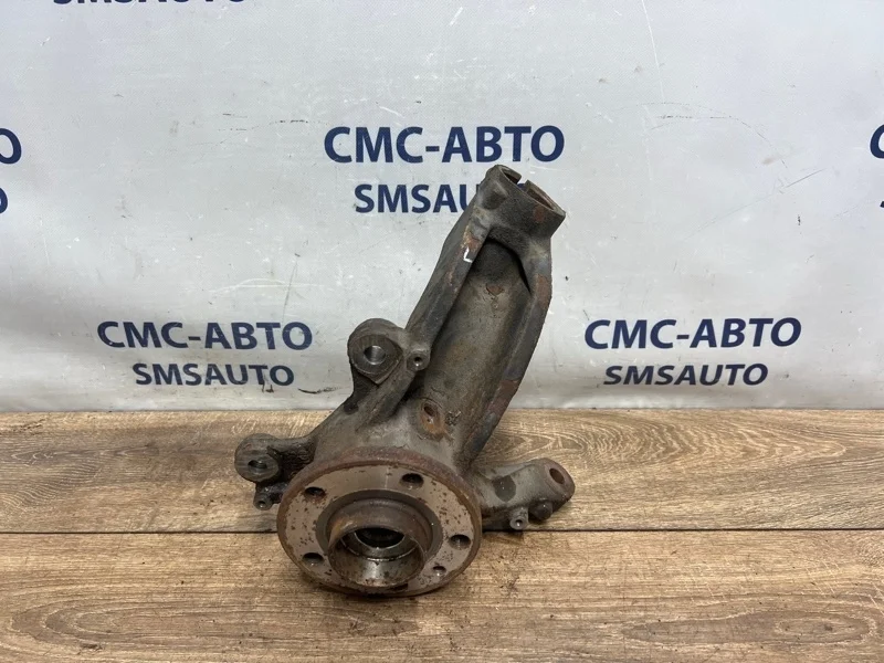 Кулак поворотный Volvo XC60 31451326 ХС60 B4204T6, передний левый