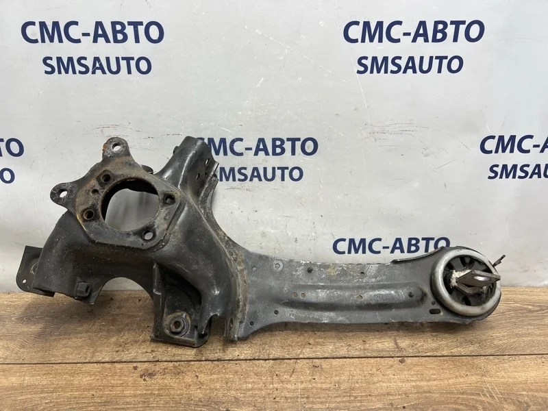 Кулак поворотный Volvo XC60 2014-2017 31476213 ХС60 B5254T12, задний правый