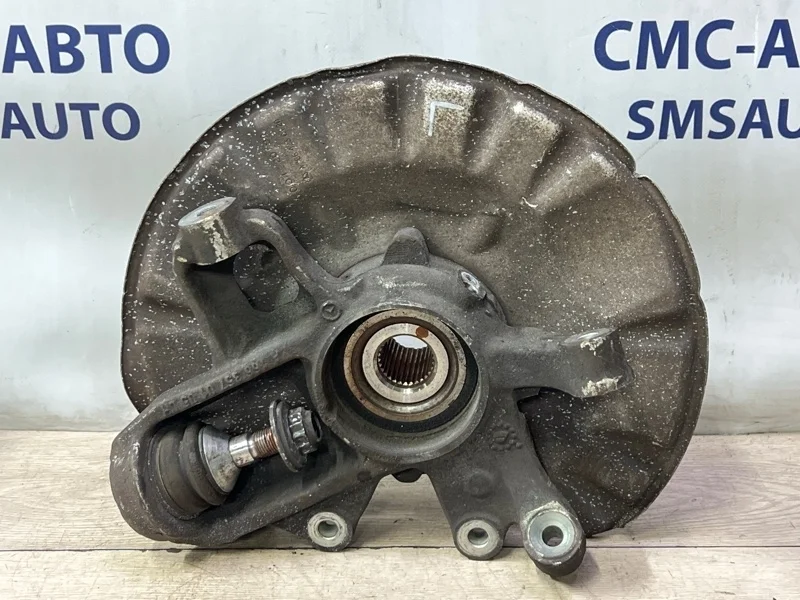 Кулак поворотный Mercedes-Benz ML 2012 A1663500108 W166 642.826, задний левый