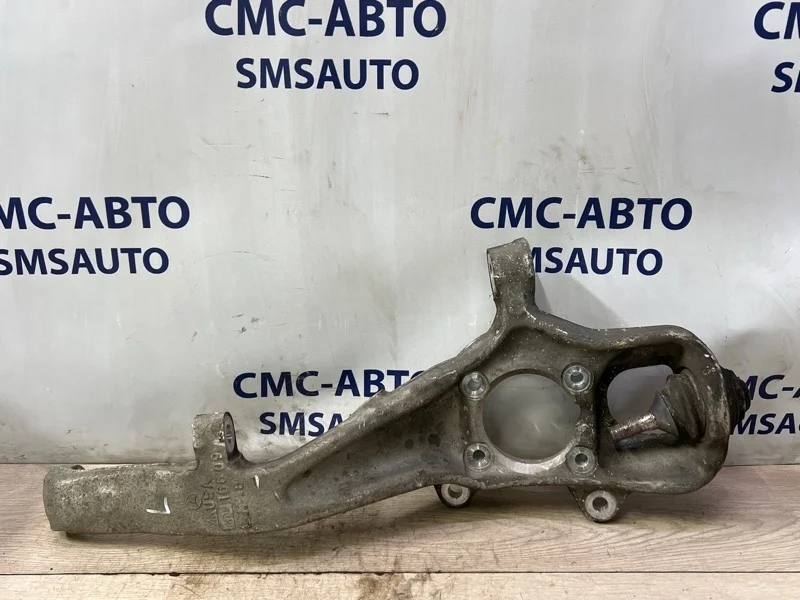 Кулак поворотный Mercedes-Benz ML 2012 A1663300920 W166 642.826, передний левый