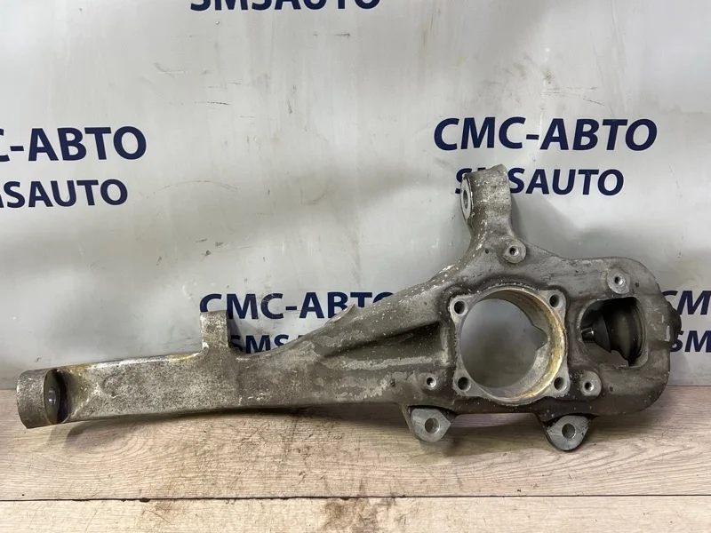 Кулак поворотный Mercedes-Benz ML 2012 A1663301020 W166 642.826, передний правый