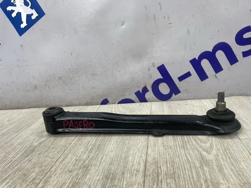Рычаг подвески Mitsubishi Pajero 2009 V93W