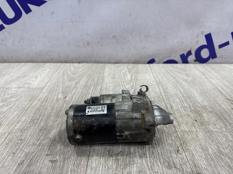 Стартер Mitsubishi Grandis 2005