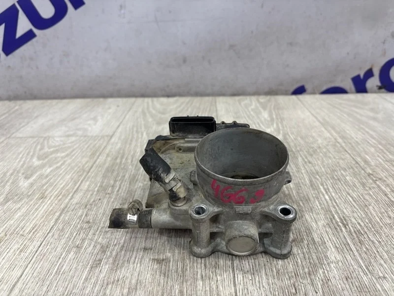 Дроссельная заслонка Mitsubishi Grandis 2005