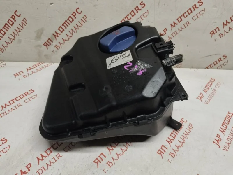 Бачок расширительный Volkswagen Touareg BMV 2005