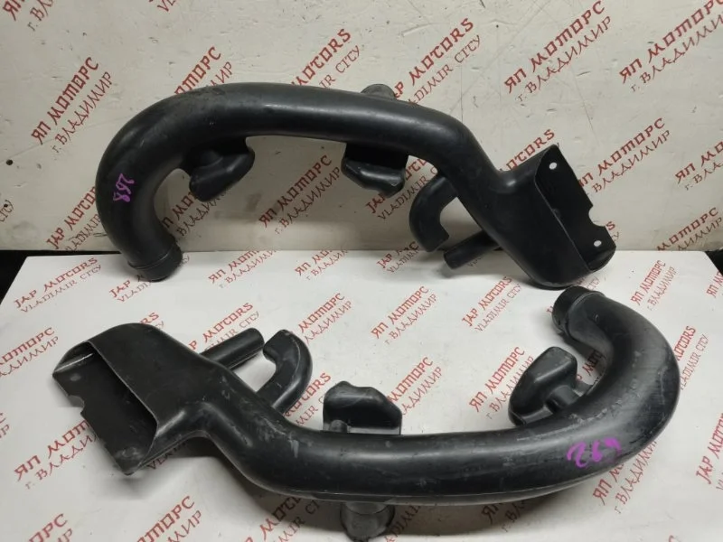 Воздухозаборник Nissan Qashqai J10 2.0 MR20 2008