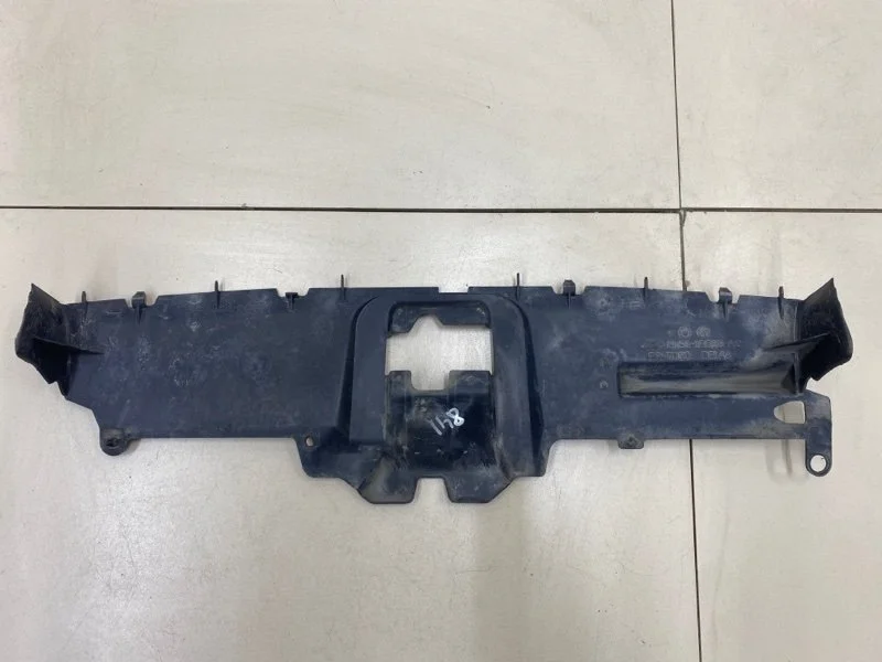Кожух замка капота Ford Focus 1 ХЭТЧБЕК EYDK 1.8