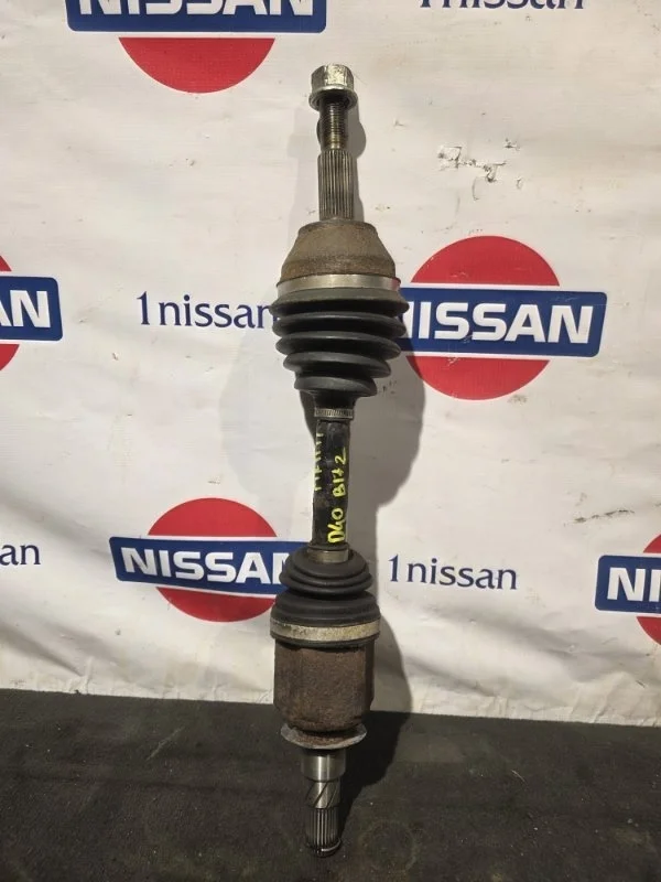 Привод Nissan Navara 2012 39100EB300 D40 YD25, передний