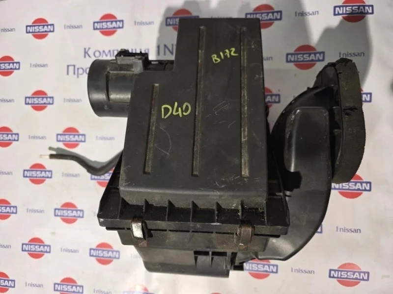 Корпус воздушного фильтра Nissan Navara 2012 165005X00A D40 YD25, передний