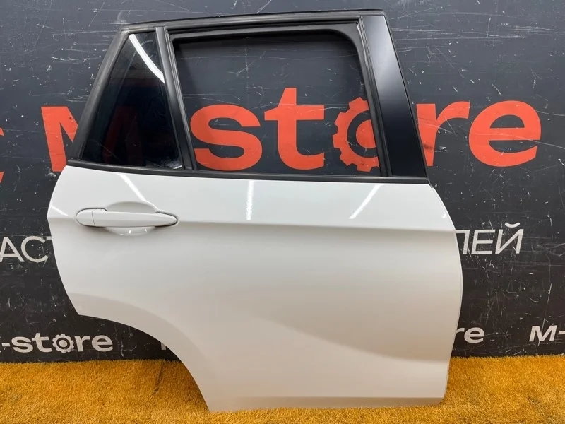 Дверь Bmw X1 2010 41009628744 E84 N46B20BD, задняя правая