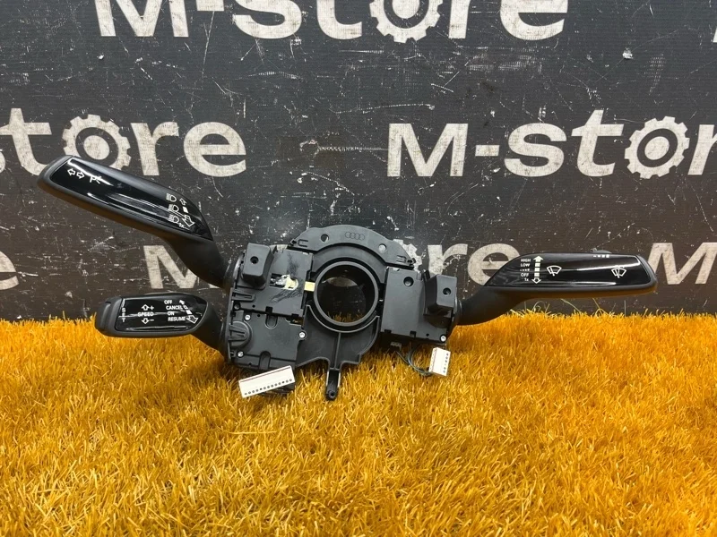 Блок подрулевых переключателей Audi A8 2012 4H0953502A 4H/D4 CGWD