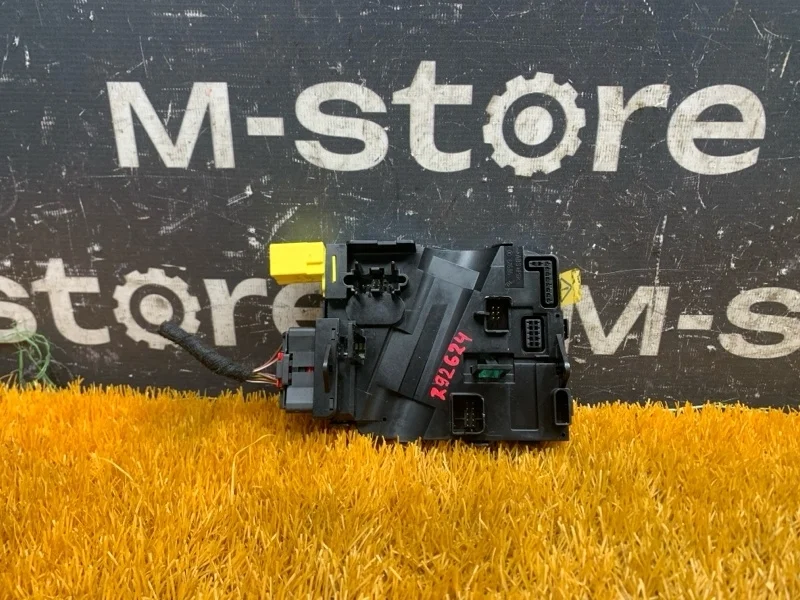 Блок управления подрулевыми переключателями Audi A3 2011 8P0953549K 8P CAXC