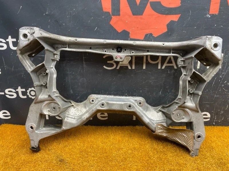 Балка поперечная (подрамник) Mercedes-Benz C-Class 2006 A2036280657 W203 271.940, передняя