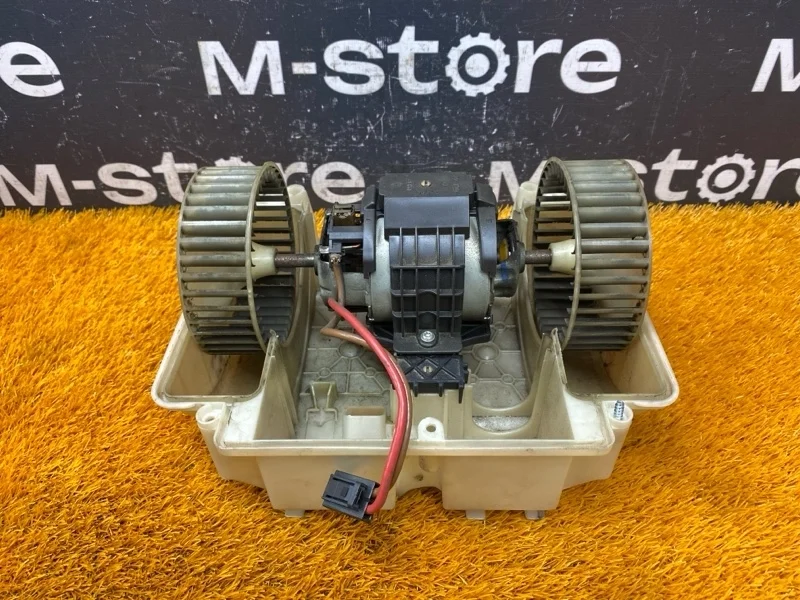 Мотор печки Mercedes-Benz S-Class 2006 A2218202714 W221 272.965