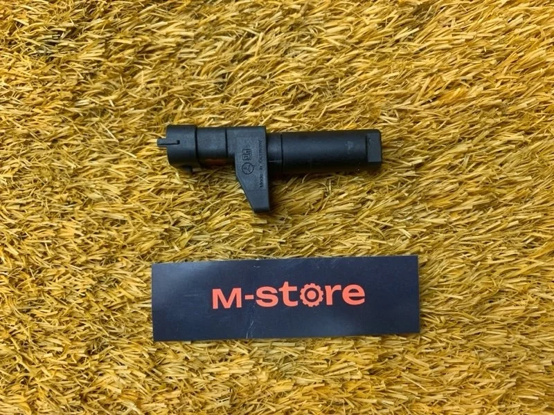 Датчик положения коленвала Mercedes-Benz V-Class 2012 A6429050000 W639 272.978