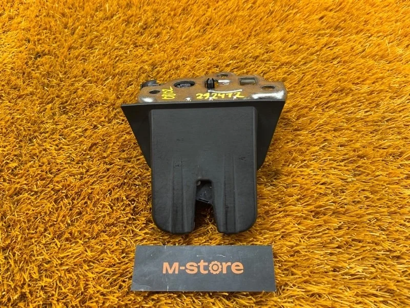 Замок багажника Audi Q5 2012 8R0827505 8R CNCD