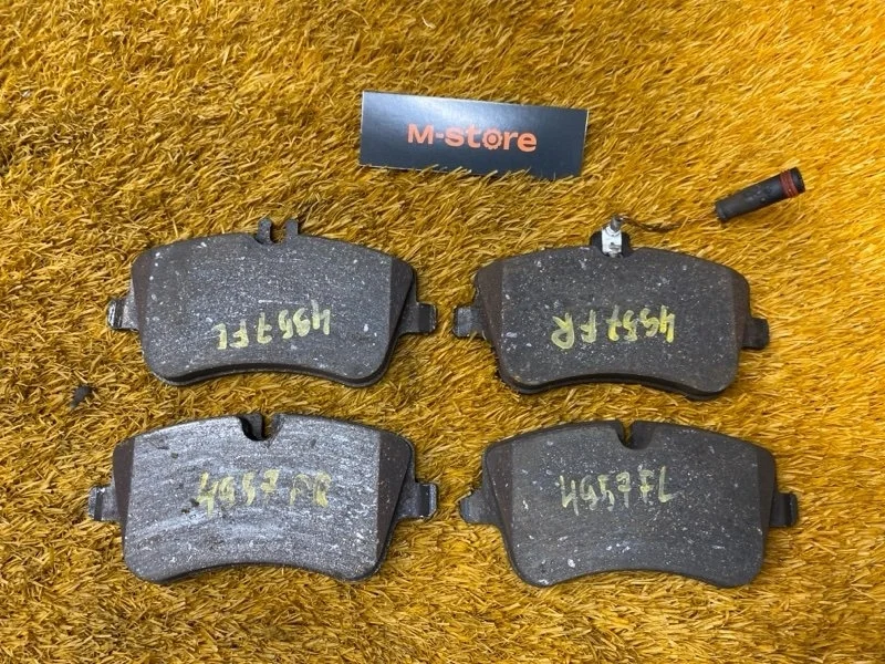 Колодки тормозные Mercedes-Benz C-Class 2006 A0034205920 W203 271.940, передние