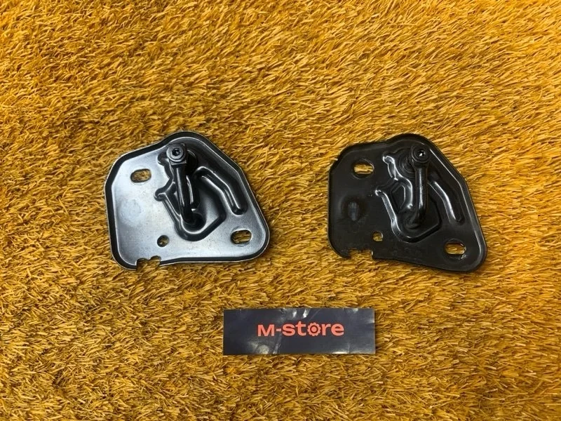 Скоба капота Audi A6 2011 4G0823186 C7/4G CHVA