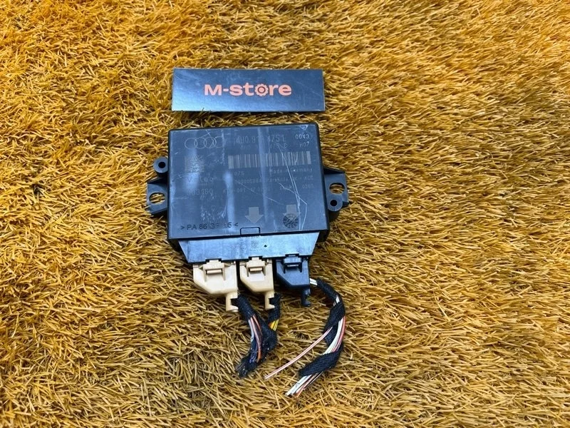 Блок управления парктроником Audi A8 2012 4H0919475L 4H/D4 CGWD