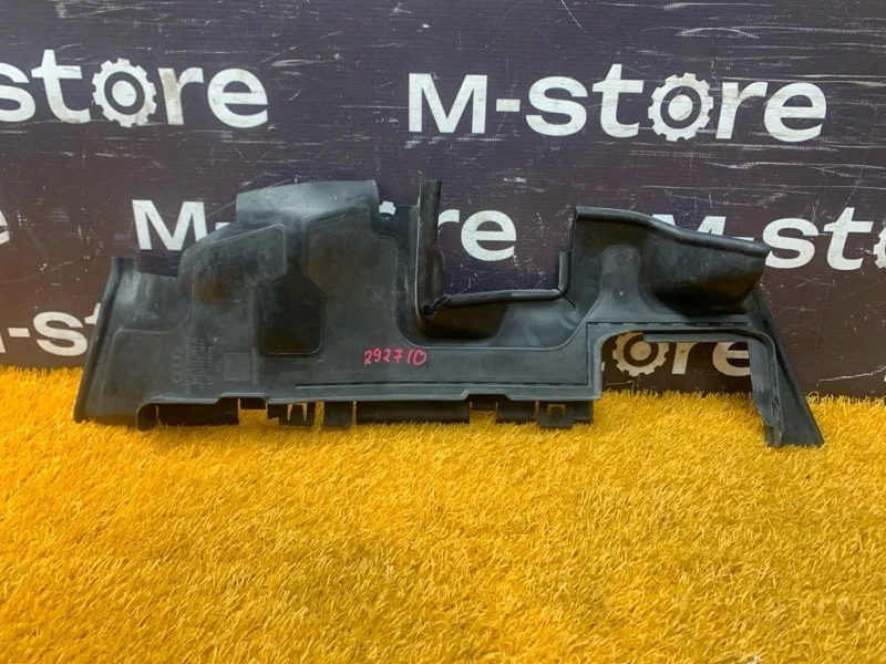 Воздуховод радиатора Audi Q3 2012 8U0121284C 8U CPSA, правый