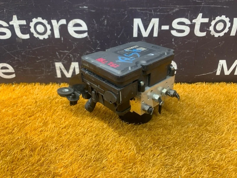 Блок ABS Volvo S60 2011 31329137 FS48 B4164T