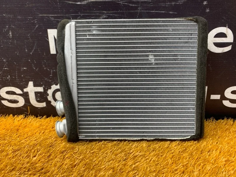 Радиатор печки Volvo S60 2011 30767275 FS48 B4164T